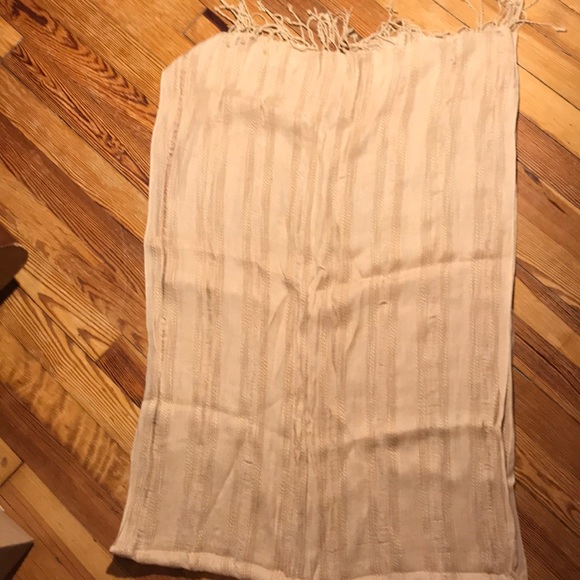 Scarf - Picture 8 of 8